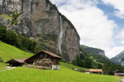 Hiking from Stechelberg to Lauterbrunnen