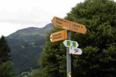 Hiking from Lauterbrunnen to Wengen