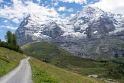 Hiking from Wengen to Kleine Scheidegg