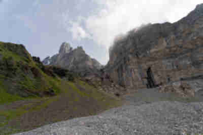 Descending the Eiger Trail to Alpiglen