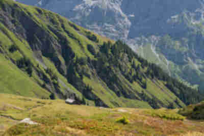 Hiking from Bachalpsee down to Bort