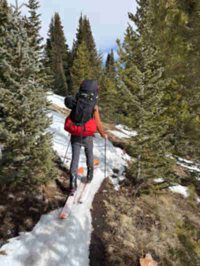 Thin snow near the hut