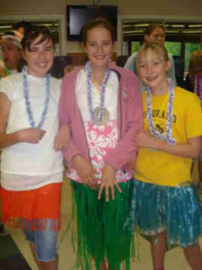Alison, Janie and Jenny